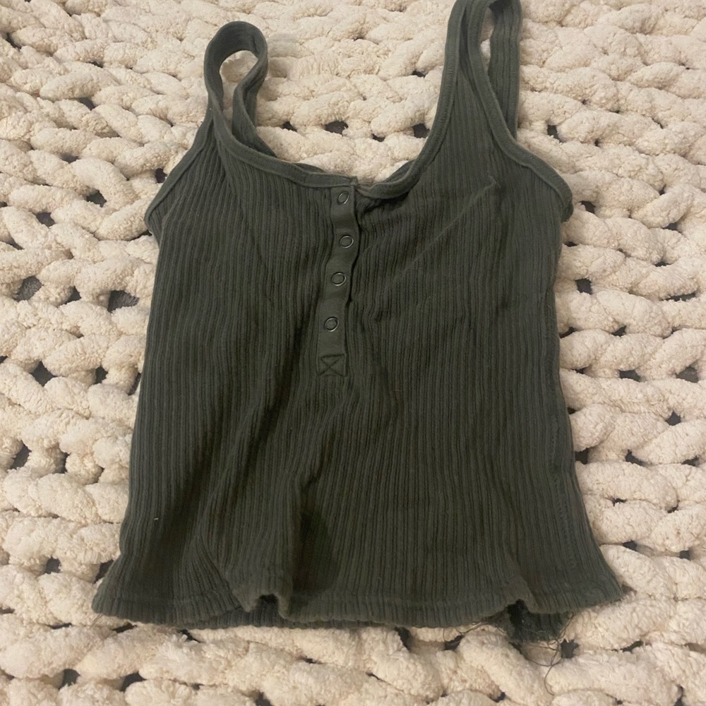 womens army green crop top